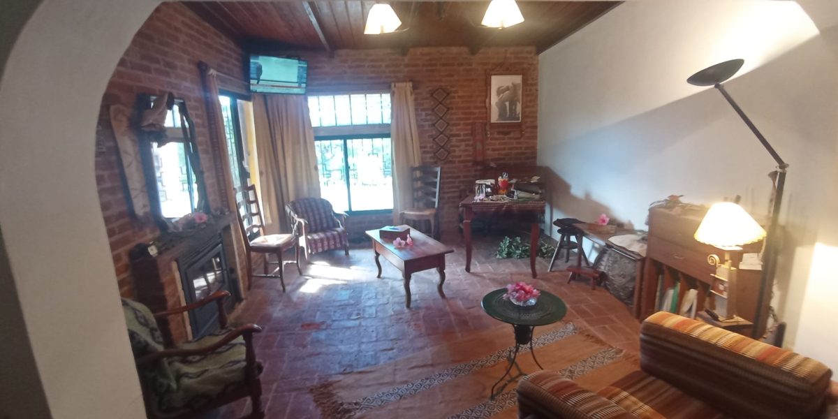 22b37082-10f4-4f92-b1ed-bee6dcdc0f5d